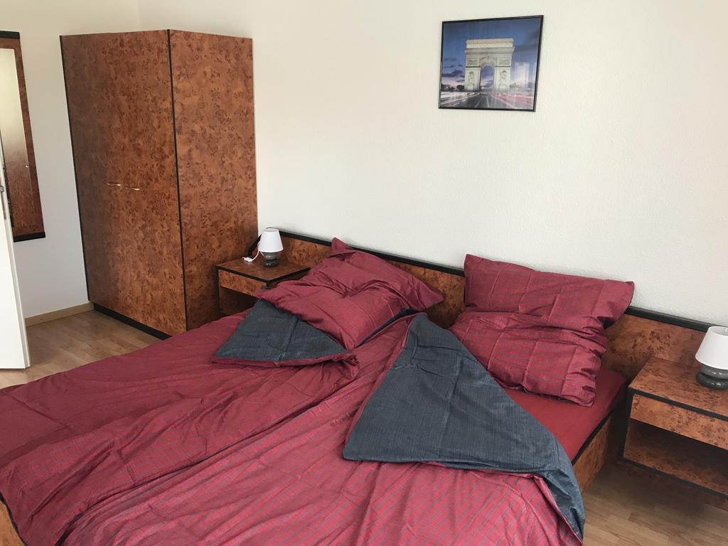 Dos Gauchos Otel Grünheide Dış mekan fotoğraf